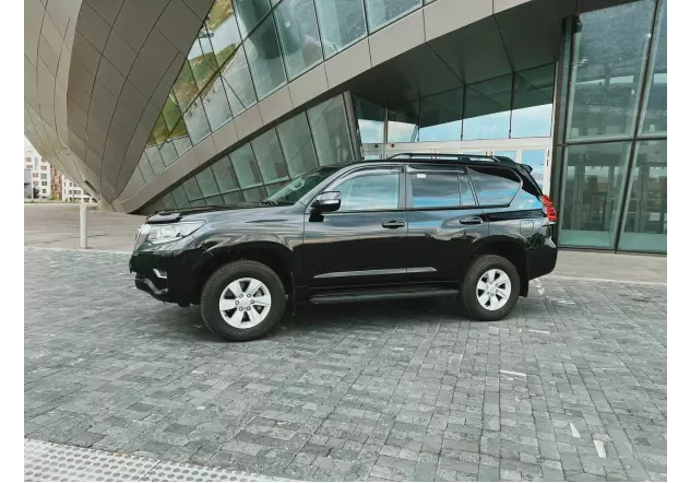 Rent Toyota Land Cruiser Prado 150 in Astana | Car rental without driver - 11
