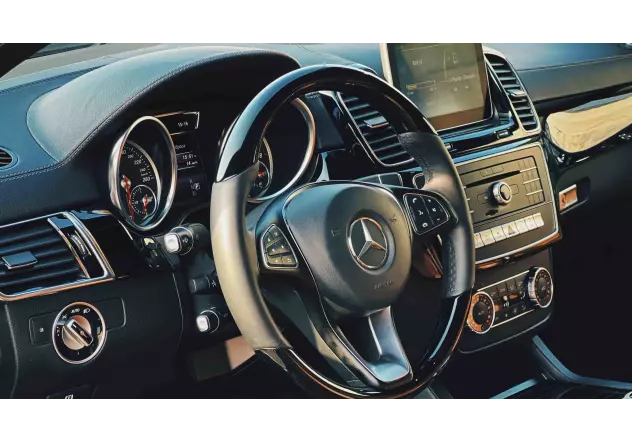 Аренда Mercedes Benz GLE Coupe 400 - 11