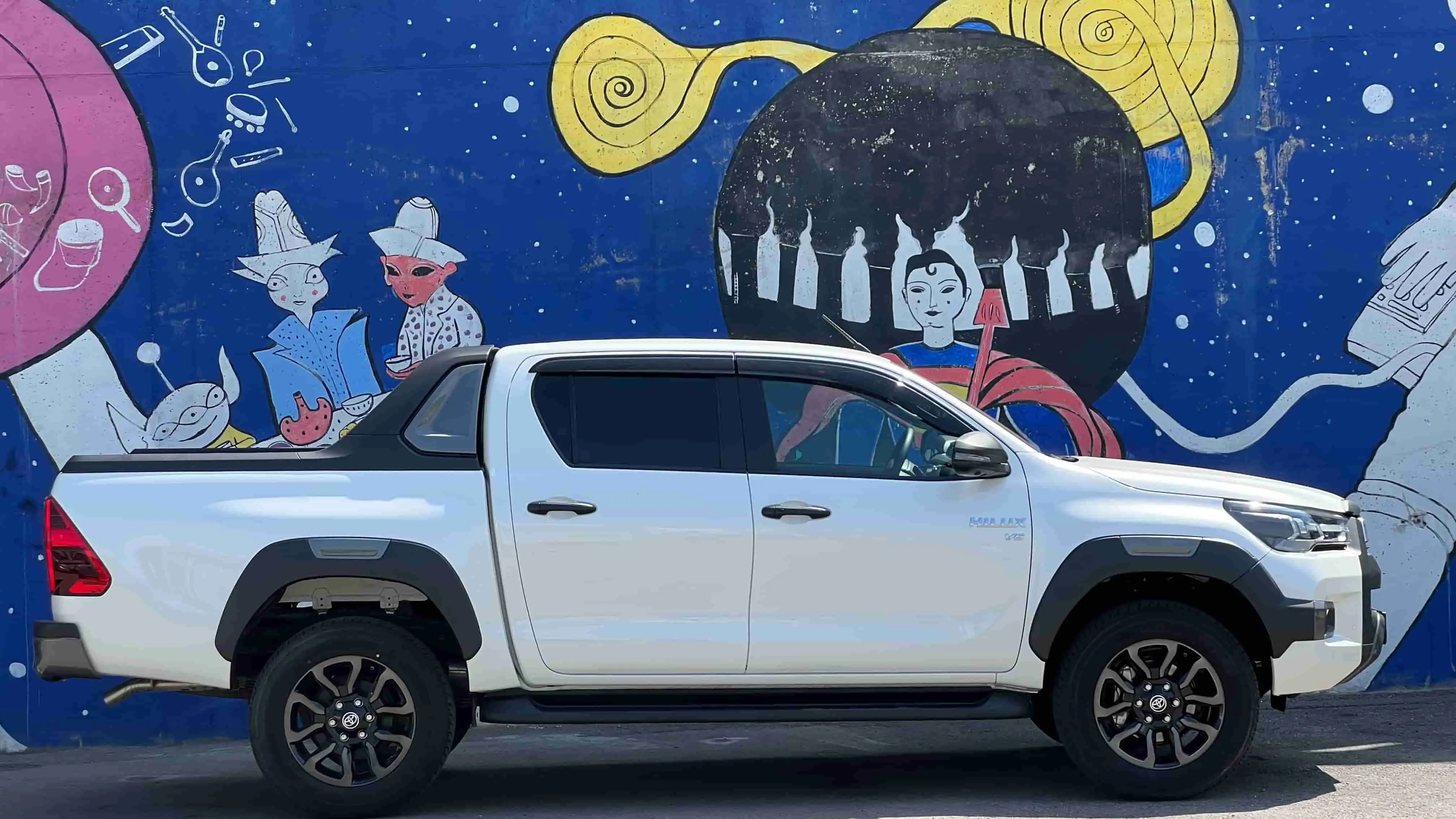 Прокат пикапа Toyota Hilux Adventure в Казахстане